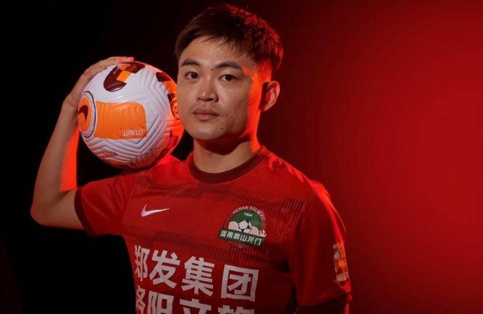 超回怼中国
