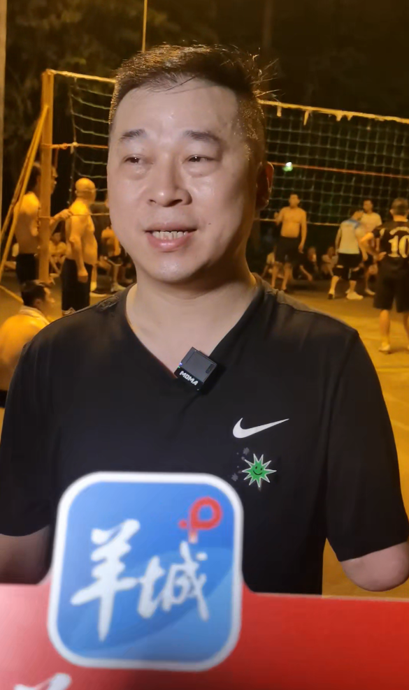 来自全国的, in, 每天凌晨