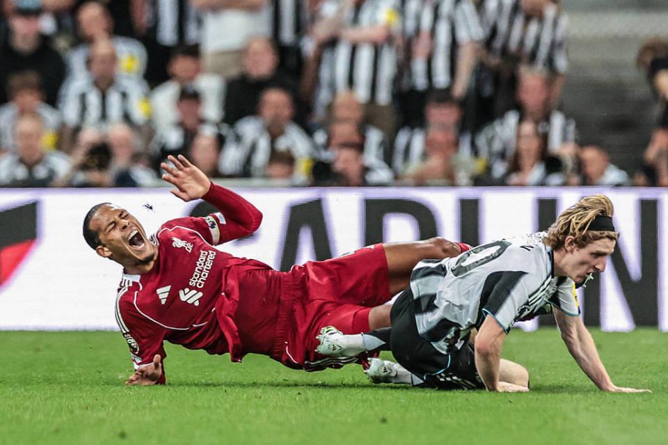 然是利物浦 然是利物浦