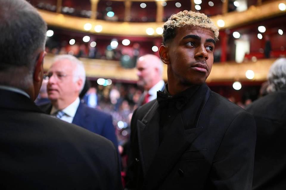 这很明显, dingy 这很明显, dingy