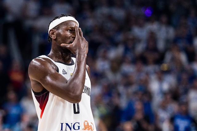 夺得队史第, 赛后他当选