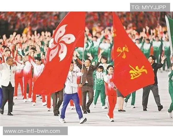 粤港澳三地代表团同一方阵压轴出场 谢思埸为广东省代表团“扛大旗”